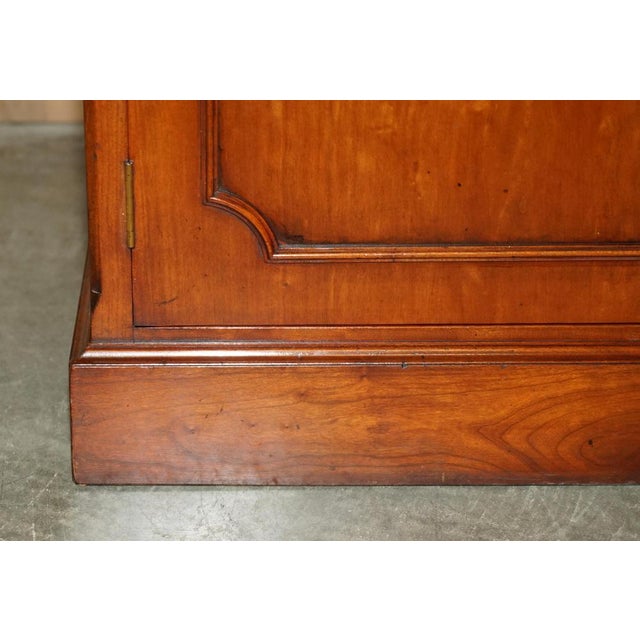 Astral Glazed Library Bookcase by Reh Kennedy for Harrods London For Sale - Image 11 of 18