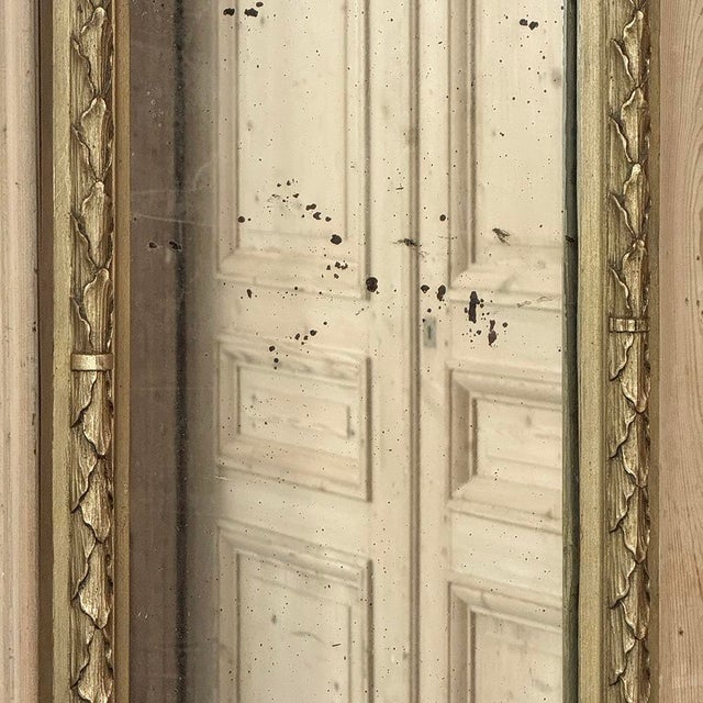 19th Century Italian Hand Carved Giltwood Louis XVI Mirror For Sale - Image 11 of 17