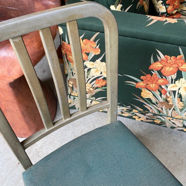 Mid-Century Modern 1950s Vintage Newspaper Green Industrial Metal Chair For Sale - Image 3 of 7