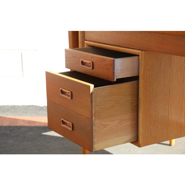 Brown Mid-Century Modern Extendable Writing Desk by Arne Vodder For Sale - Image 8 of 12