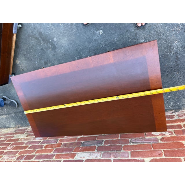 Pair of L Hekman Copley Place Georgian Chippendale Style Inlaid Mahogany Chest of Drawers / Nightstands For Sale - Image 11 of 18
