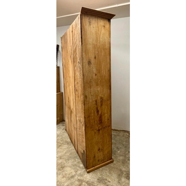 Early 19th Century Antique English Pine Housekeepers Cupboard For Sale - Image 5 of 8