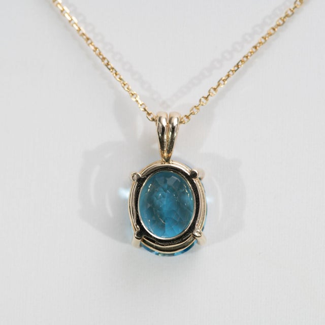 Metal 1.1Ct Natural Swiss Blue Topaz Pendant in Solid 14k Gold – Oval, 11x9mm For Sale - Image 7 of 7