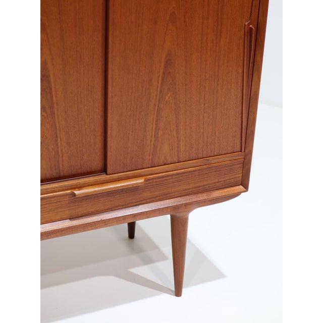 Wood Model 13 Highboard in Teak by Gunni Omann for Omann Jun, Denmark, 1960s For Sale - Image 7 of 18