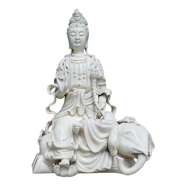 19th Century Qing Dynasty Chinese Blanc De Chine Guanyin Porcelain Figure For Sale