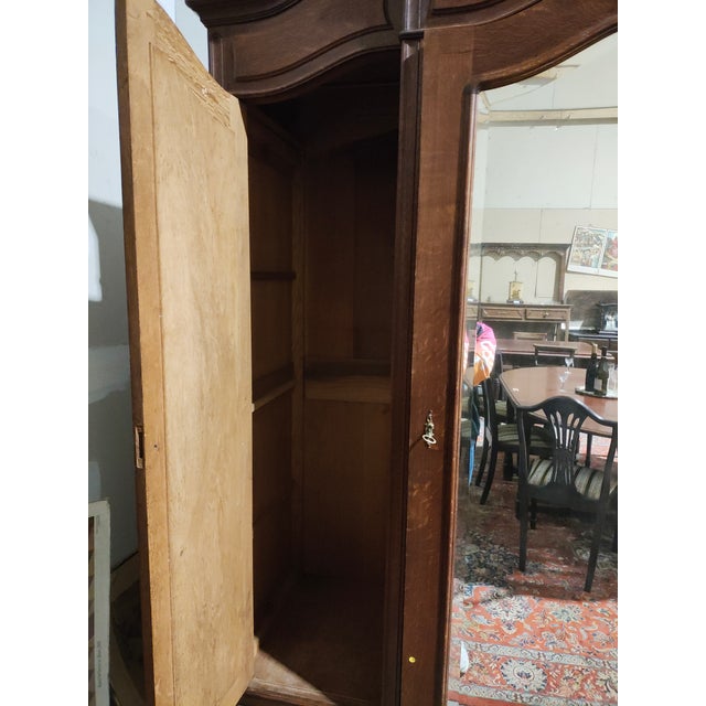Late 19th Century Antique French Louis XV Revival Triple-Door Mirrored Armoire in Walnut For Sale - Image 5 of 12
