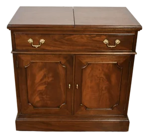 1994 Vintage Stickley Traditional Mahogany Flip-Top Server Cabinet