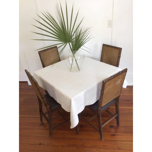 Farmhouse 1930s Classic Embroidered Table Linens Set - Vintage Tablecloth & 5 Matching Dinner Napkins For Sale - Image 3 of 11