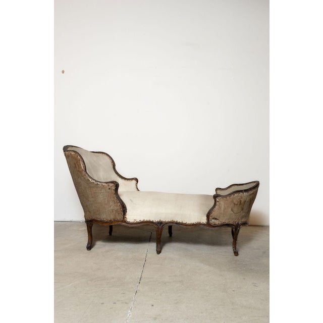 Antique French Louis XV Duchesse en Bateau Chaise Longue For Sale - Image 12 of 14