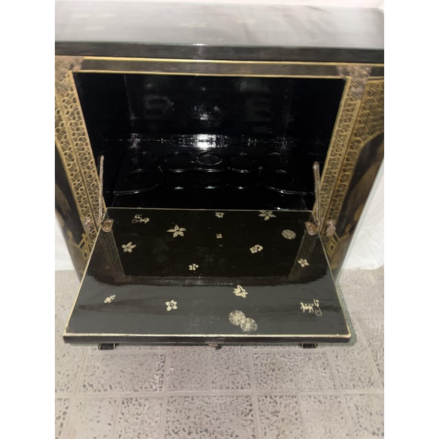 Antique Chinese Mobile Bar, 1900 For Sale - Image 4 of 17