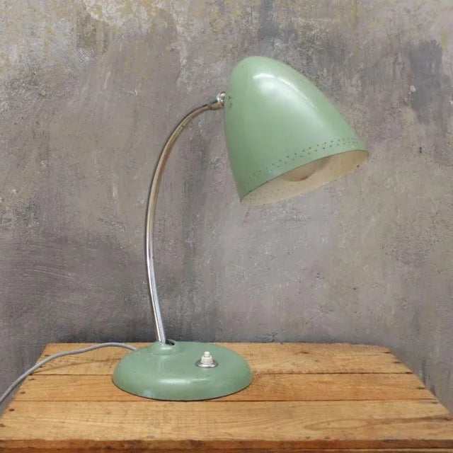 Green Lacquer and Chrome-Plated Flexible Table Lamp, 1950s For Sale - Image 4 of 5