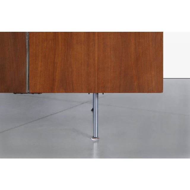 Mid-Century Modern Walnut Executive Desk Styled After Florence Knoll, 1960s For Sale - Image 12 of 14