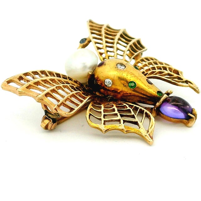 1950s Vintage Italian 18k Gold Gemset Figural Bee Brooch With Pearl For Sale - Image 5 of 13