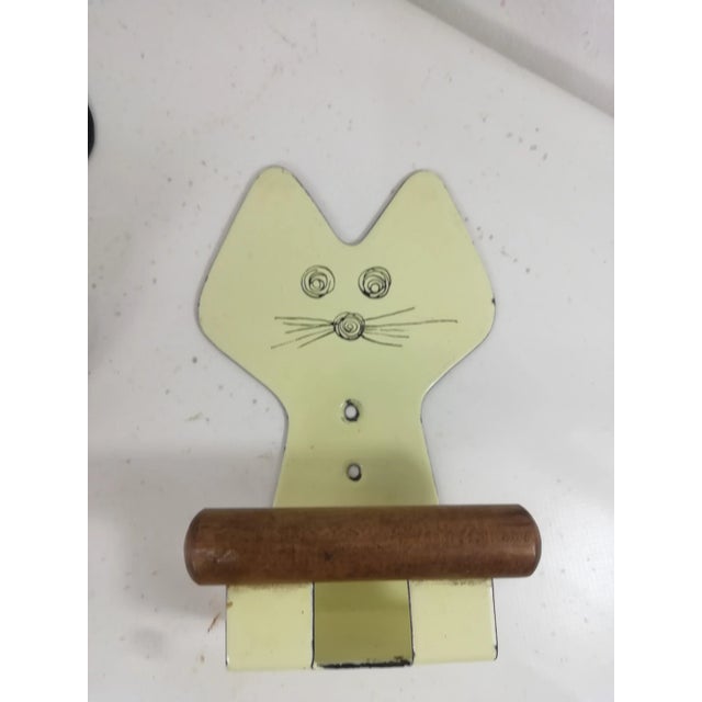 Mid-Century Modern Cat-Shaped Hangers in Enamelled Metal, 1950s, Set of 2 For Sale - Image 3 of 8