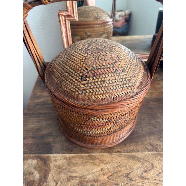 1950s Traditional Chinese Wedding Basket For Sale - Image 4 of 9