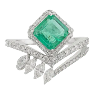 Aristocrat Creative Design Emerald & Diamond Ring in 18k White Gold Size 7