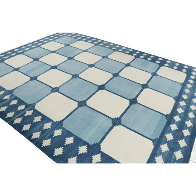 Rug & Kilim Rug & Kilim’s Contemporary Dhurrie Rug in Blue With White Geometric Patterns For Sale - Image 4 of 7
