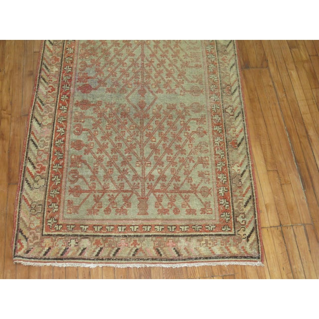 late 19th Century Khotan accent Rug - 4'1" x 6'10" For Sale - Image 4 of 5