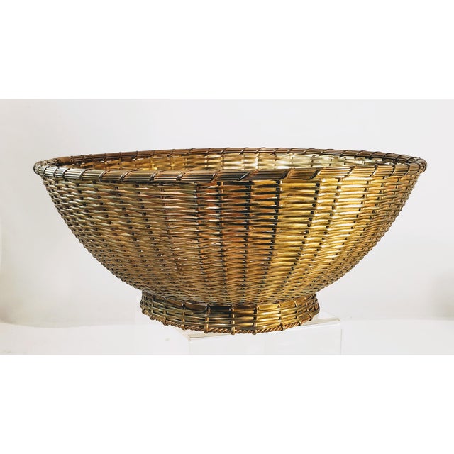 Mid 20th Century Vintage Brass Wire Round Serving Basket For Sale - Image 5 of 5