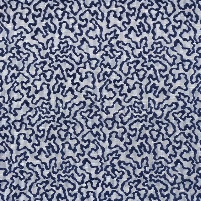 Sample - Schumacher Janis Velvet Fabric in Blue For Sale