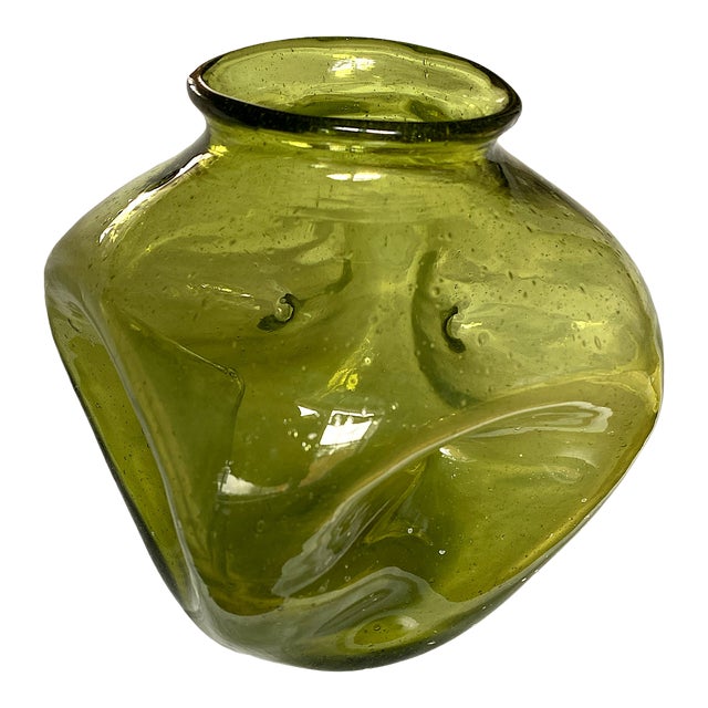 Large 1950s Winslow Anderson for Blenko Attributed Dimpled Lime Green Chartruse Art Glass Vessel For Sale