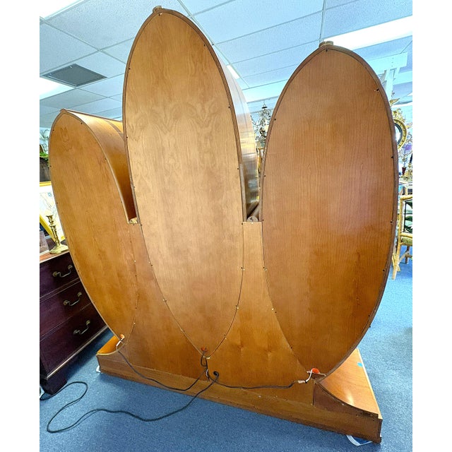 Vintage Art Deco Style Fan & Feather Shaped Three Section Lighted Display Cabinet For Sale - Image 14 of 18