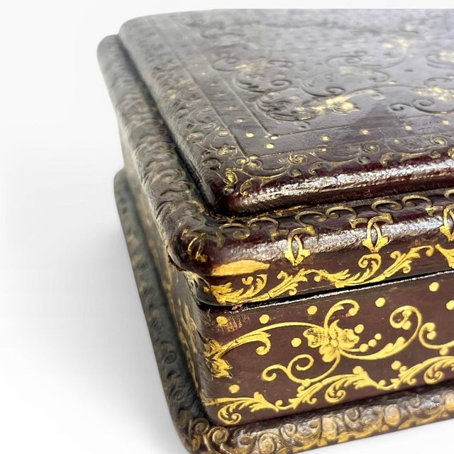 Brown 19th Century French Napoleon III Hand-Tooled Gilt Leather Box For Sale - Image 8 of 16