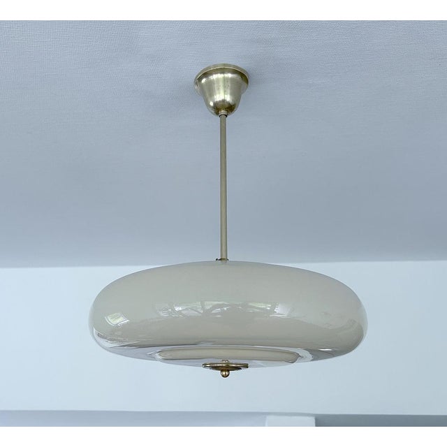Art Deco Pendant Light in Ivory Glass, 1930s For Sale - Image 4 of 18