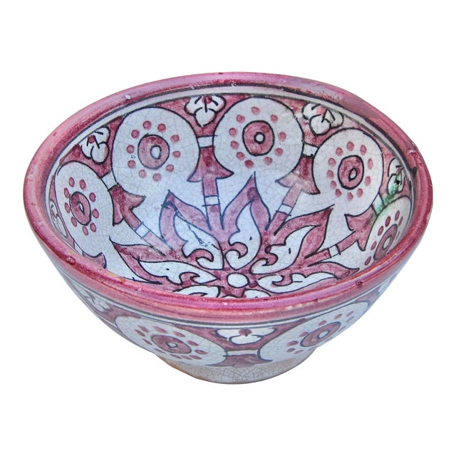 Late 19th Century Handmade Moroccan Ceramic Bowl With Moorish Motif For Sale