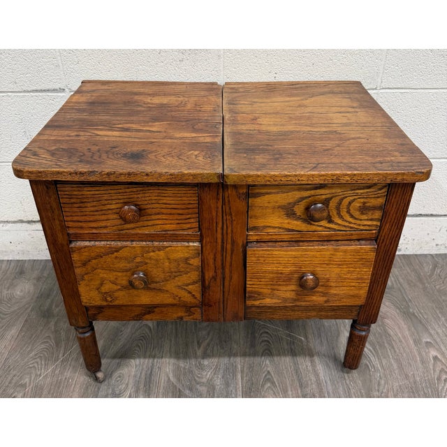 This is a stunning antique Arts & Crafts four-drawer chest crafted from quarter-sawn white oak, circa 1905–1920. Featuring...