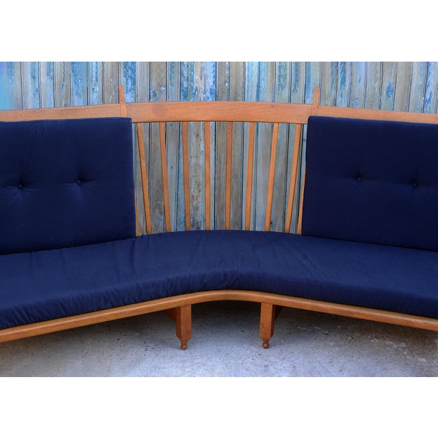 Mid-Century Modern Sofa attributed to Guillerme Et Chambron for Votre Maison, 1960 For Sale - Image 3 of 10