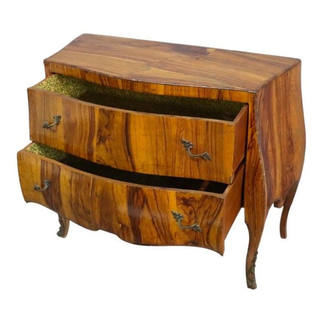 Italian Olivewood & Ormolu 2-Drawer Bombe Commode C1910 For Sale - Image 4 of 16