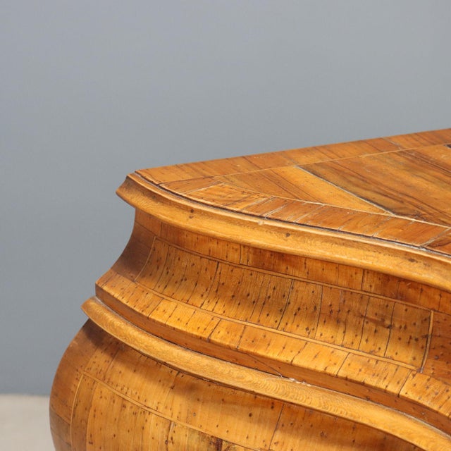 Chippendale Style Chest of Drawers in Wood For Sale - Image 5 of 12