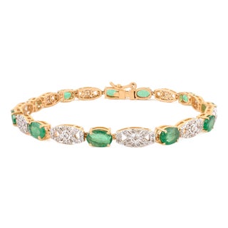 3.55 Ct Emerald & Diamond Art Deco 20th Century Bracelet in 18k Yellow Gold For Sale