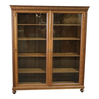 Late 19th Century Large American Oak Bookcase For Sale