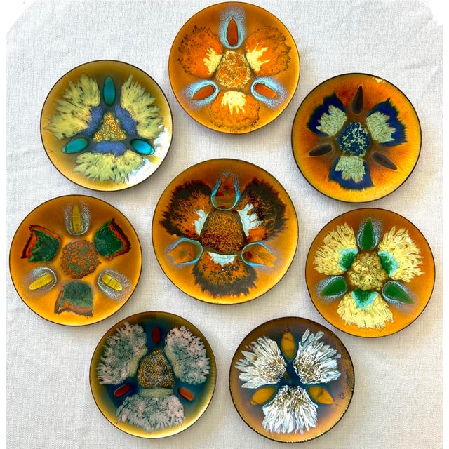 Mid-Century Modern 20th C. MCM Copper and Enamel Signed Edwards Star Plates for Gump’s - A 12 Piece Set For Sale - Image 3 of 9