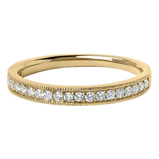 14K Yellow Gold 1/4 Cttw Round Diamond Milgrain Wedding Band (I-J Color, SI2-I1 Clarity) - Size 5.5 For Sale