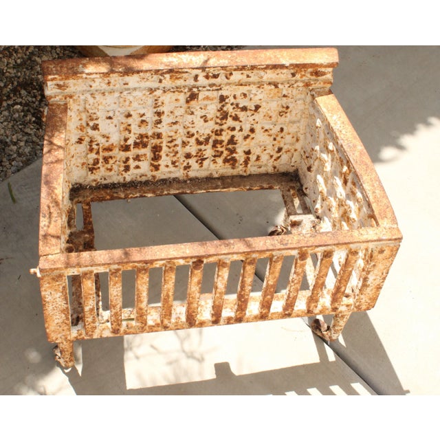 19th Century European Cast Iron Fire Place Basket For Sale - Image 4 of 6