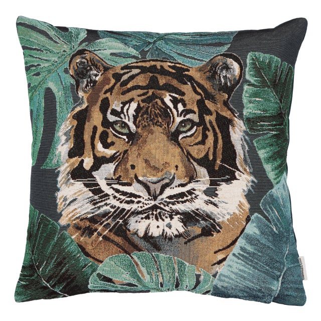 Every Greenwood & Grove cushion from Hines is thoughtfully designed to bring character and individuality to any space....