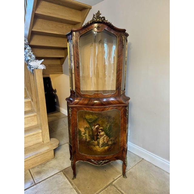 French Victorian Kingwood Display Cabinet, 1880s For Sale - Image 4 of 11