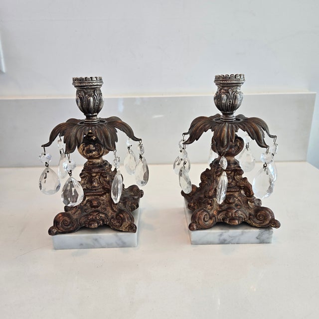 Hollywood Regency Vintage Italian Hollywood Regency Brass & Crystal Prism Candlesticks on Marble Bases - A Pair For Sale - Image 3 of 3