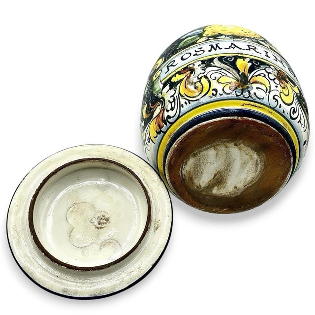 1970s Italian Ceramic Rosmarino Spice Herb Canister Jar Lidded Hand Painted Lemons Euc For Sale - Image 9 of 11