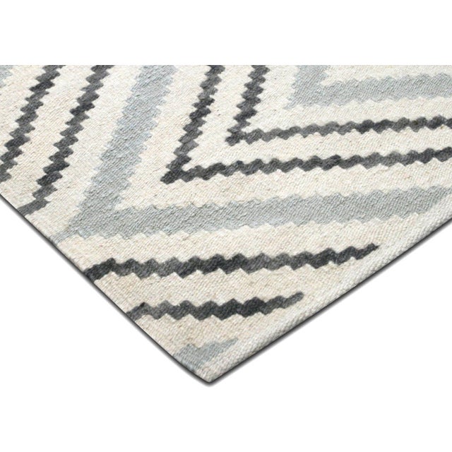Traditional 1960s Egyptian Kilim For Sale - Image 3 of 4