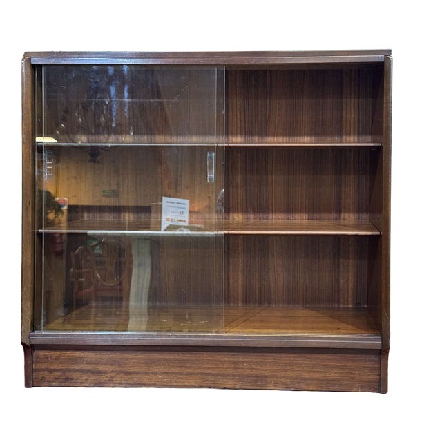 English Mahogany Display Cabinet from G-Plan, 1970s For Sale