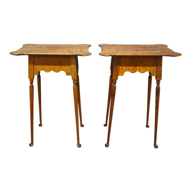 Pair River Bend LTD Federal Tiger Maple Butterfly Top Stands, Signed, 20thC For Sale - Image 4 of 13