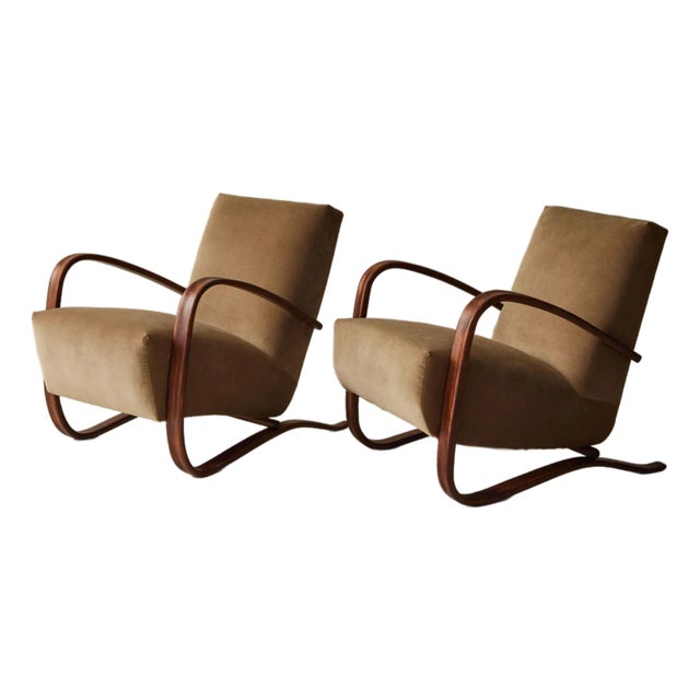 Jindrich Halabala "Hr269" Bentwood Chairs, a Pair, 1930's. For Sale