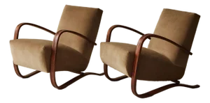 Jindrich Halabala "Hr269" Bentwood Chairs, a Pair, 1930's.