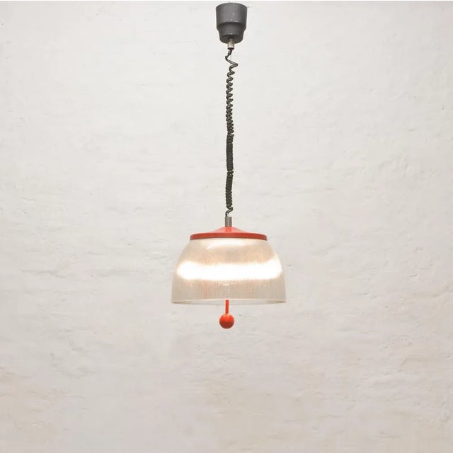 The lamp from Italy can be achieved by simply dragging adjusted in height. It is equipped with three E14 base. The screen...