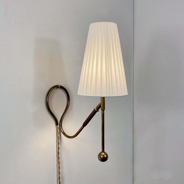 306 Adjustable Wall anf Table Lamp in Brass and Bakelite by Kaare Klint for Le Klint, Denmark, 1950s For Sale - Image 15 of 18