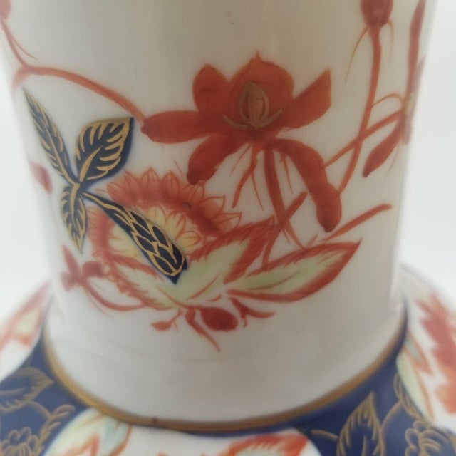 Late 20th Century Vintage Japanese Imari Arita Ware Porcelain Vase With Phoenix and Floral Motifs For Sale - Image 5 of 14